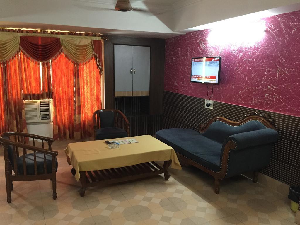 Hotel Swastik Jammu Ruang foto